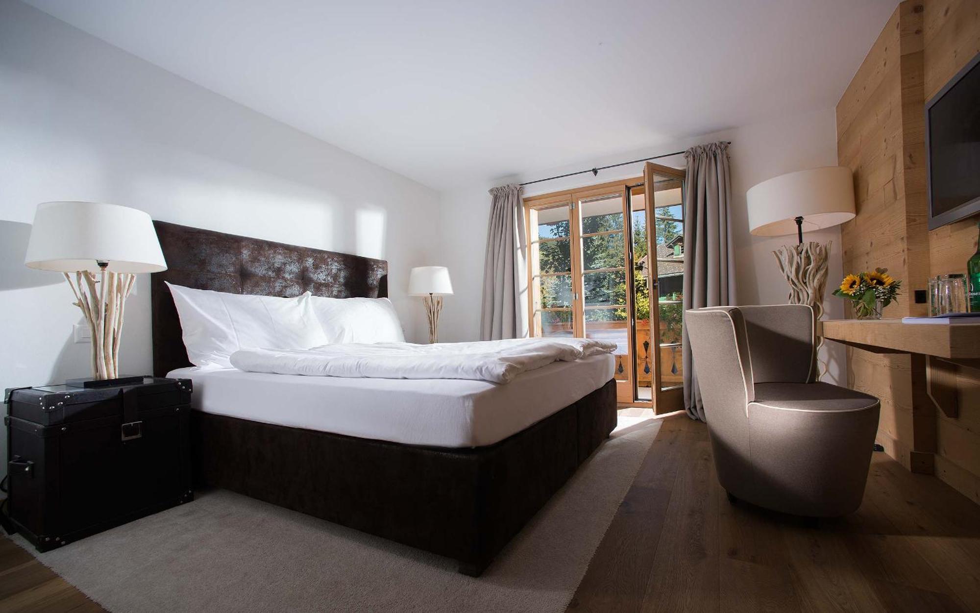 Hotel des Alpes Superieur Gstaad Extérieur photo