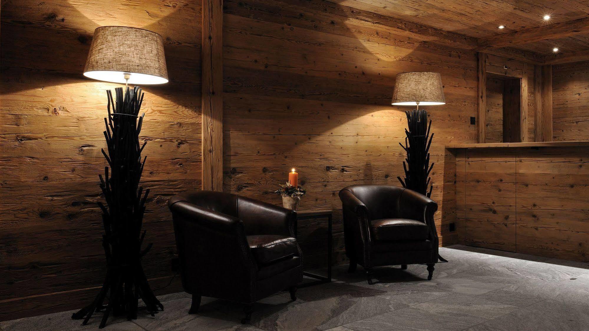 Hotel des Alpes Superieur Gstaad Extérieur photo